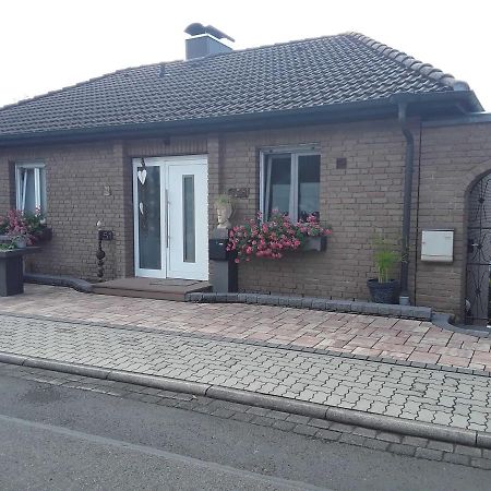 Haus Sonnenblick Lägenhet Momlingen Exteriör bild