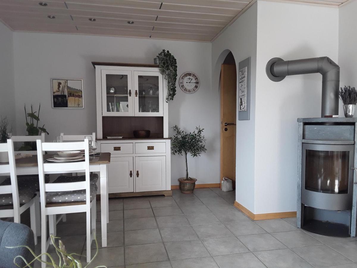 Haus Sonnenblick Lägenhet Momlingen Exteriör bild